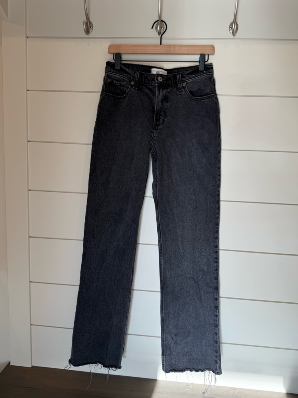 Abercrombie & Fitch The Baggy Low Rise Jeans 25 Long - Picture 4 of 9